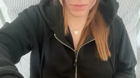 Lucyschickt — Stripchat stream photo (Jun 2026)