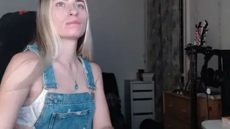 AutumnTreasure — Stripchat stream photo (Aug 2025)