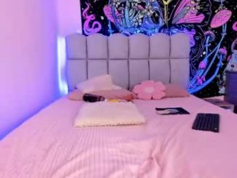 jade__weed — modelo de webcam en línea en chaturbate