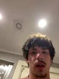 KozyrOffi — Stripchat stream photo (Sep 2026)