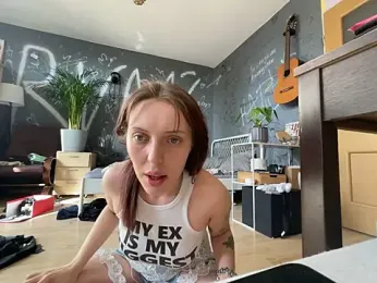 EmmaLyrica — Stripchat profile photo