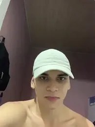 branquinhodelicia — Stripchat stream photo (May 2026)