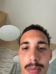 piccolo2002 — Stripchat stream photo (Apr 2026)