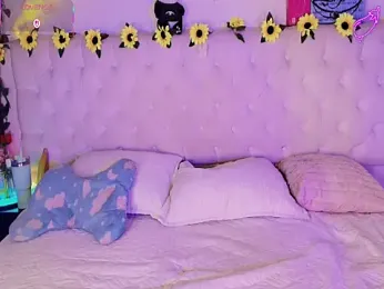 AleAurarashi — Stripchat stream photo (Mar 2026)