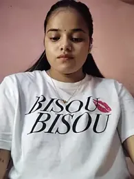 Queen_111 — modelo de webcam en línea en stripchat