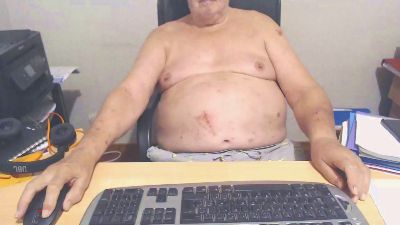 monculestavous — Cam4 stream photo (Aug 2026)