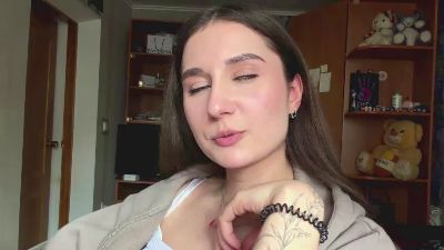 DarlaMauney — Cam4 stream photo (Apr 2026)