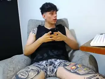 Joshh_miller — Stripchat stream photo (Mar 2026)