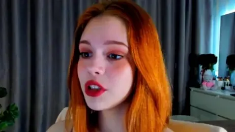 mollytalk — Stripchat stream photo (Dec 2023)