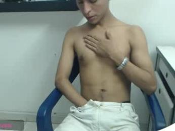 hardsexlove08 — Chaturbate stream photo (May 2026)