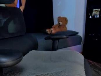 cinamon_kingdom — Chaturbate stream photo (Mar 2026)