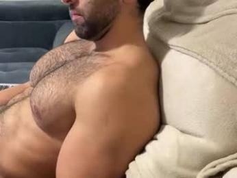 fitcurvyman4fun_69 — modelo de webcam en línea en chaturbate