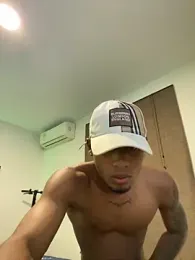 Ydiaz09 — Stripchat stream photo (Jun 2026)
