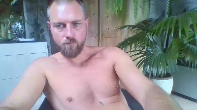 c0ckcomb — Cam4 stream photo (Apr 2026)