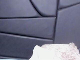 Tanya Hanks — modelo de webcam en línea en flirt4free