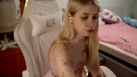 ho1yho1e — Stripchat stream photo (Apr 2026)