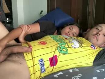 galaxycouple222 — modelo de webcam en línea en chaturbate