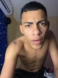 Antonelo_blake — Stripchat stream photo (May 2026)
