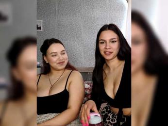 Alica-and-Angelina — modelo de webcam en línea en bongacams