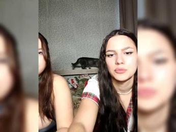 Alica-and-Angelina — modelo de webcam en línea en bongacams
