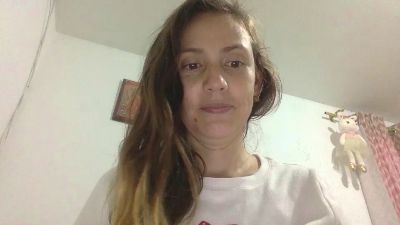 jasminalba — modelo de webcam en línea en cam4