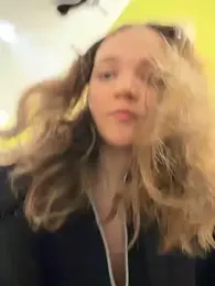 TheYourL — Stripchat stream photo (Apr 2026)