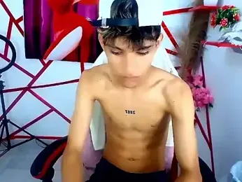 chris_evans77 — Stripchat stream photo (Apr 2026)