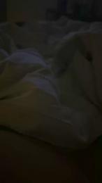 adri447 — Cam4 stream photo (Nov 2025)