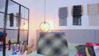 Miss_cristina — Cam4 stream photo (May 2026)