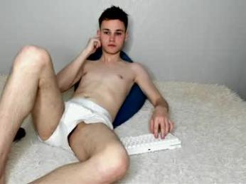 robert10211 — Chaturbate stream photo (Apr 2026)