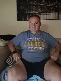 Pourleplasirs — Stripchat stream photo (May 2026)