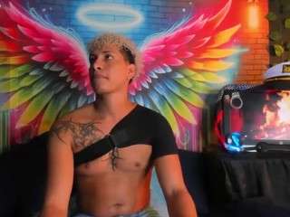 ecstasyx2-23 — Camsoda stream photo (Mar 2026)