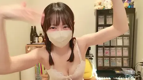 HIKARI_x0 — modelo de webcam en línea en stripchat