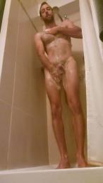 alphamuscles44 — Cam4 stream photo (Aug 2026)