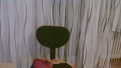 XweezleXx — Cam4 stream photo (Mar 2026)