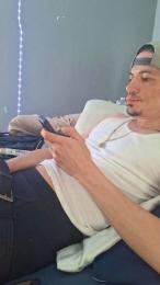 gifted79 — Cam4 stream photo (Mar 2026)