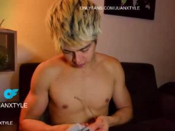 juancamroom — Chaturbate stream photo (Apr 2026)