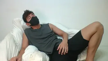 Mart00japan — modelo de webcam en línea en stripchat