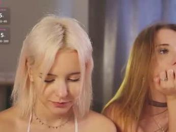 1little_cherry — modelo de webcam en línea en chaturbate