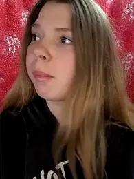 Zuli_Kiska — Stripchat stream photo (Apr 2026)