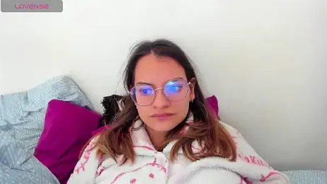 Angie_Pirss — Stripchat stream photo (Dec 2025)