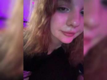 Molly- — Bongacams stream photo (Jul 2025)