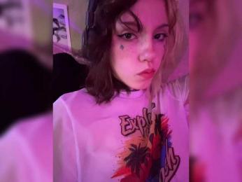 Molly- — Bongacams stream photo (Jul 2025)