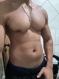 Rapha2021 — modelo de webcam en línea en stripchat