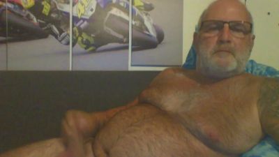 axel636fun — Cam4 stream photo (Aug 2026)
