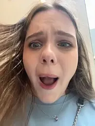 Lunabelle_ — modelo de webcam en línea en stripchat