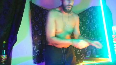 GuyST — modelo de webcam en línea en cam4