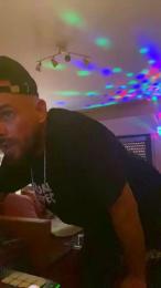 GuyST — Cam4 stream photo (Apr 2026)