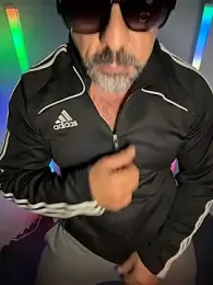 wolfbucker — Stripchat stream photo (Mar 2026)