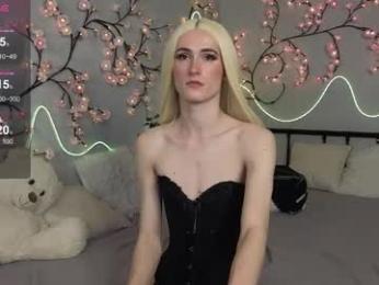 kris_mon — Chaturbate stream photo (Mar 2026)